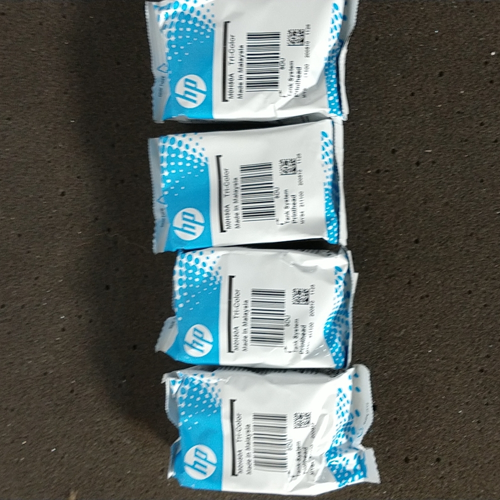 Hp MOH50A tri-color print head (lot of 4)